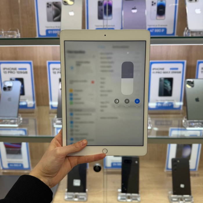 Б/у Планшет iPad (7-го поколения) 32Gb Wi-Fi Silver