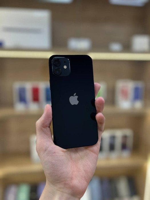 Б/у Смартфон Apple iPhone 12 128GB Чёрный