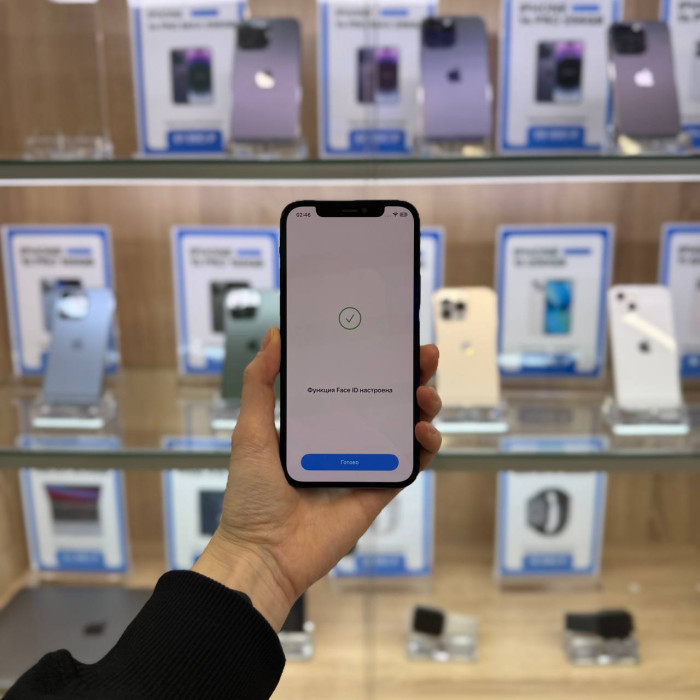 Б/у iPhone 12 64GB Черный EU