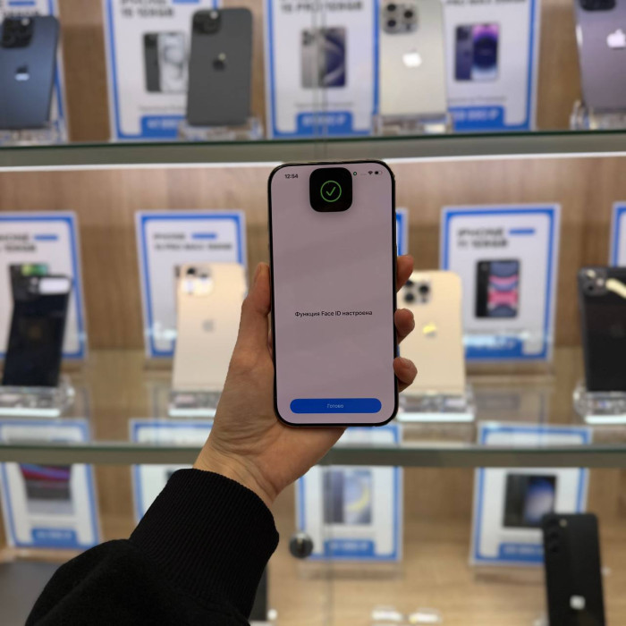 Б/у Смартфон Apple iPhone 16 Pro 256GB Desert Titanium (Пустынный титан)