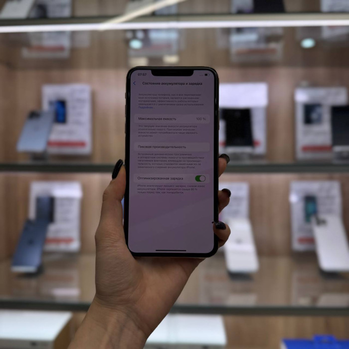 Б/У iPhone 11 Pro Max 256gb Gold | Фото 3 из 5