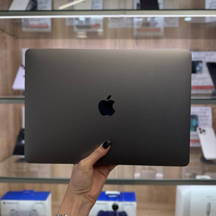 Б/У Ноутбук Apple MacBook Pro 13 Late 2020 (Apple M1, 8GB/256GB, 8-Core GPU) Space gray