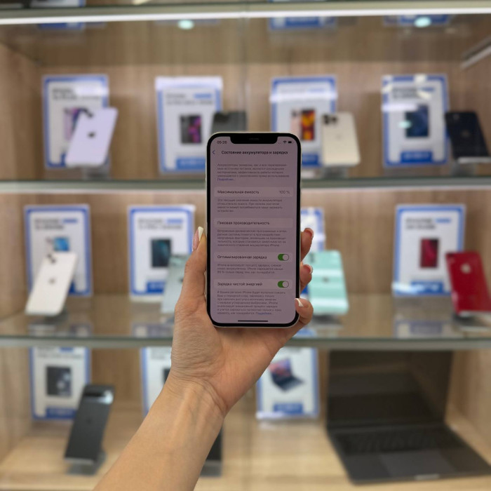 Б/у Смартфон Apple iPhone 12 64GB White | Фото 4 из 5