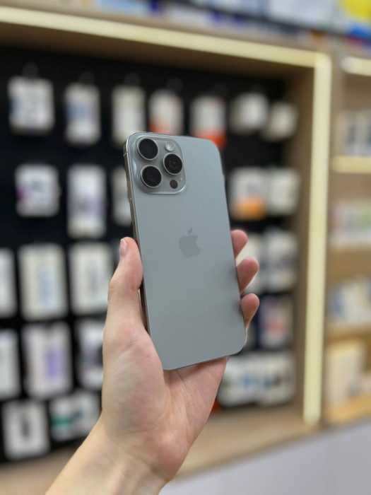 Б/У Смартфон Apple iPhone 16 Pro Max 256GB Натуральный Титан