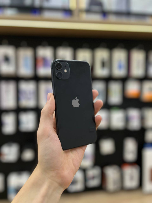 Б/у Смартфон Apple iPhone 11 128GB Черный