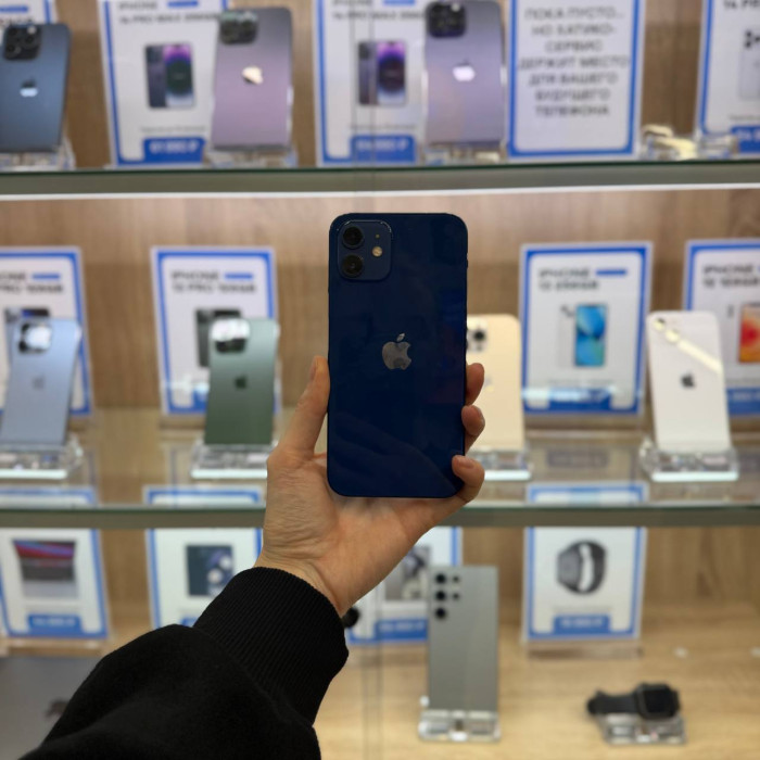 Б/у Смартфон Apple iPhone 12 64GB Синий RU