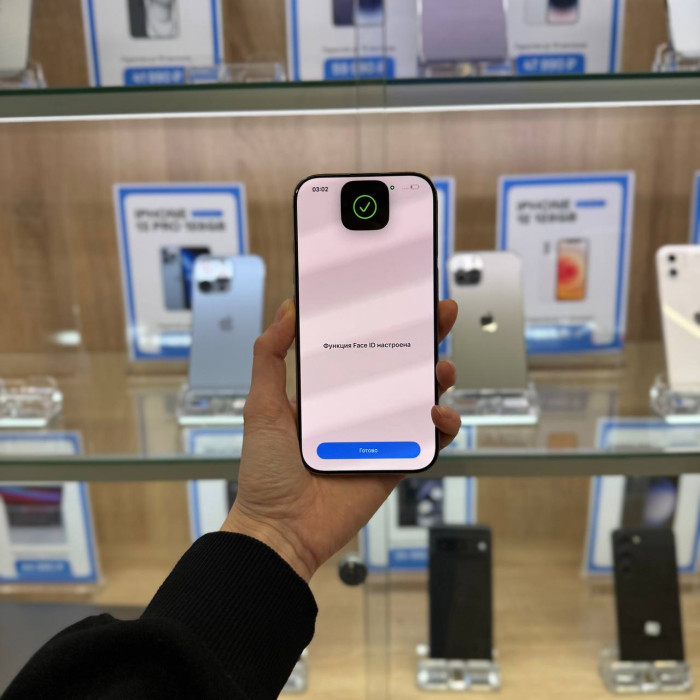 Б/У Смартфон Apple iPhone 16 Pro 128GB Desert Titanium (Пустынный титан)