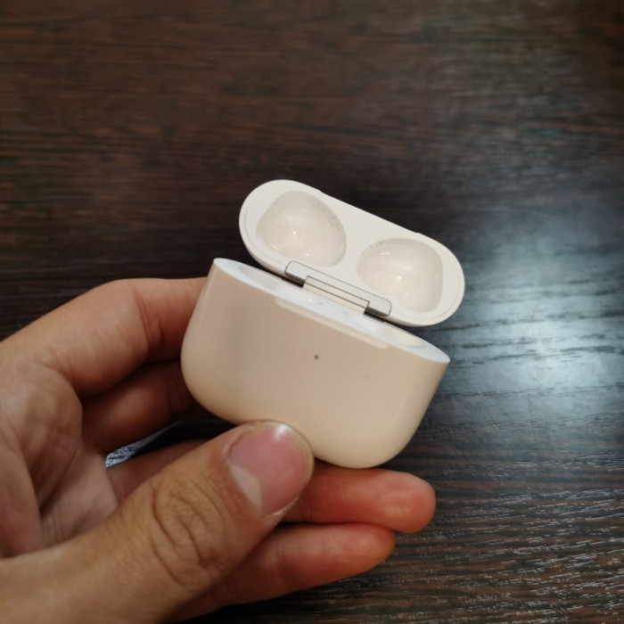 Б/у Apple AirPods 3 Case (Только кейс) | Фото 1 из 2