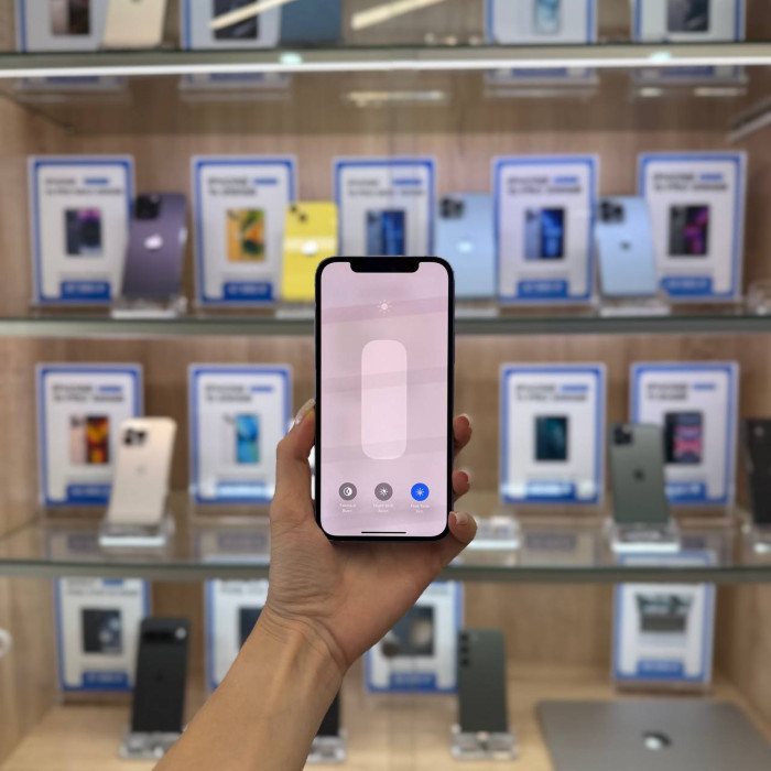 Б/у Смартфон Apple iPhone 12 128GB Фиолетовый | Фото 3 из 5